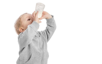 Iniciar la lactancia artificial: claves para introducir el biberón