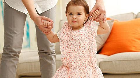 Desarrollo cognitivo y motor en bebés de 11 meses